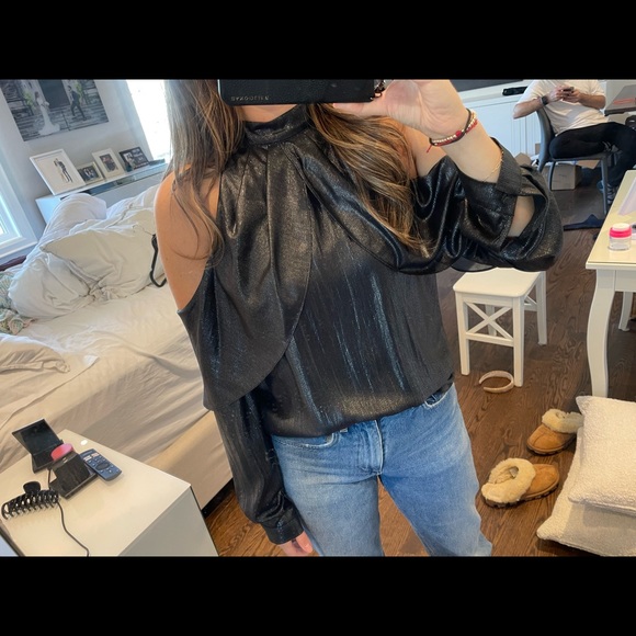 NWOT Parker cold shoulder ruffle glitter blouse - Picture 2 of 4